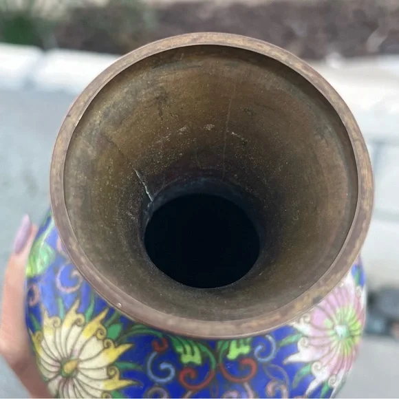 VINTAGE Colorful Floral Cloisonné Vase - 9” tall - Picture 7 of 11